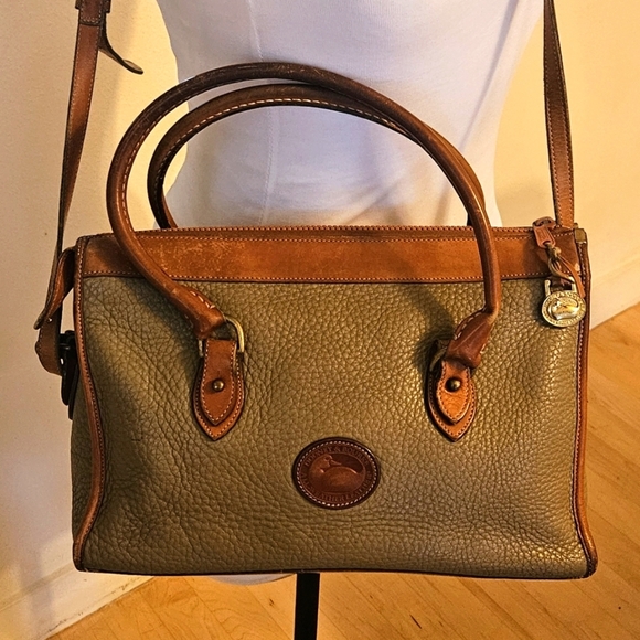 Vintage Dooney&Bourke Pebbled Leather Handbag Purse Crossbody/Double Handles - Picture 12 of 12
